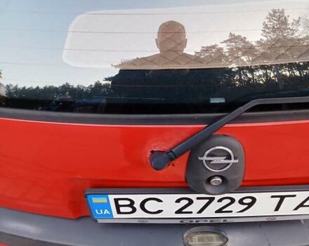 Красный Опель Корса, объемом двигателя 1.2 л и пробегом 130 тыс. км за 2800 $, фото 2 на Automoto.ua