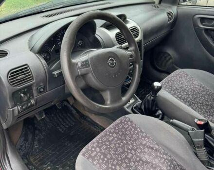 Опель Корса 2002 в Бурштыне на Automoto.ua Красный Опель Корса, объемом двигателя 1.2 л и пробегом 250 тыс. км за 1920 $, фото 6 на Automoto.ua