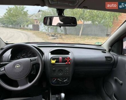 Красный Опель Корса, объемом двигателя 0.97 л и пробегом 190 тыс. км за 2950 $, фото 18 на Automoto.ua