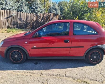 Красный Опель Корса, объемом двигателя 1.2 л и пробегом 194 тыс. км за 3200 $, фото 3 на Automoto.ua