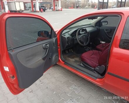 Червоний Опель Корса, об'ємом двигуна 1 л та пробігом 270 тис. км за 2936 $, фото 4 на Automoto.ua