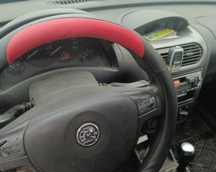 Красный Опель Корса, объемом двигателя 0 л и пробегом 380 тыс. км за 1900 $, фото 9 на Automoto.ua