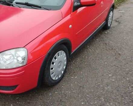 Красный Опель Корса, объемом двигателя 1 л и пробегом 342 тыс. км за 3000 $, фото 1 на Automoto.ua