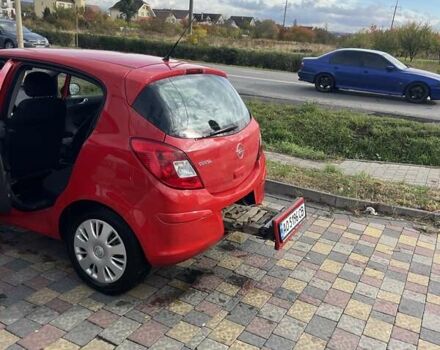 Червоний Опель Корса, об'ємом двигуна 1.23 л та пробігом 100 тис. км за 5000 $, фото 6 на Automoto.ua