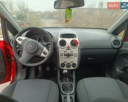 Червоний Опель Корса, об'ємом двигуна 1.25 л та пробігом 230 тис. км за 4200 $, фото 2 на Automoto.ua