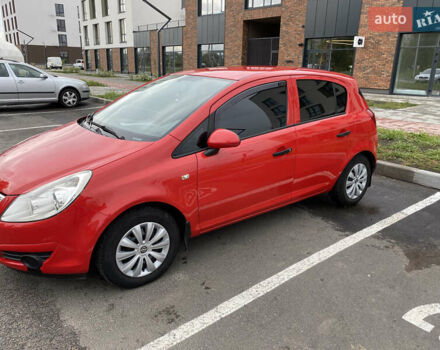 Красный Опель Корса, объемом двигателя 1 л и пробегом 220 тыс. км за 4000 $, фото 2 на Automoto.ua