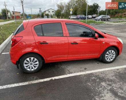 Красный Опель Корса, объемом двигателя 1 л и пробегом 220 тыс. км за 4000 $, фото 10 на Automoto.ua