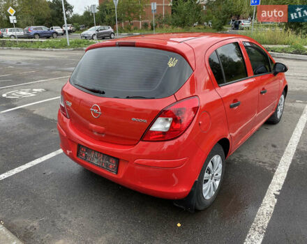 Красный Опель Корса, объемом двигателя 1 л и пробегом 220 тыс. км за 4000 $, фото 7 на Automoto.ua