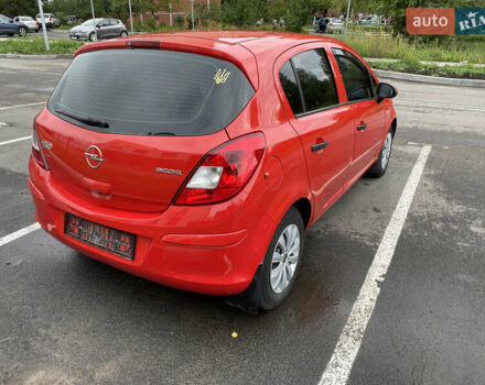 Красный Опель Корса, объемом двигателя 1 л и пробегом 220 тыс. км за 4000 $, фото 8 на Automoto.ua