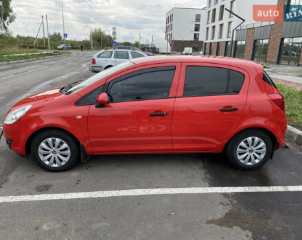 Красный Опель Корса, объемом двигателя 1 л и пробегом 220 тыс. км за 4000 $, фото 4 на Automoto.ua