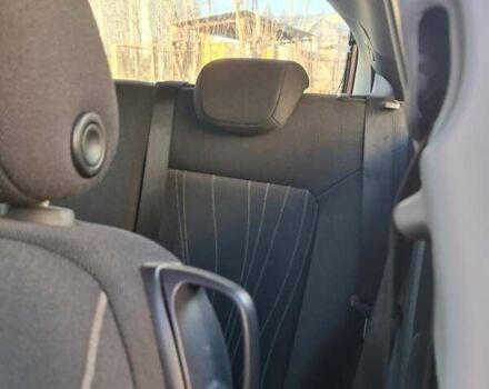 Красный Опель Корса, объемом двигателя 1.23 л и пробегом 125 тыс. км за 4900 $, фото 1 на Automoto.ua