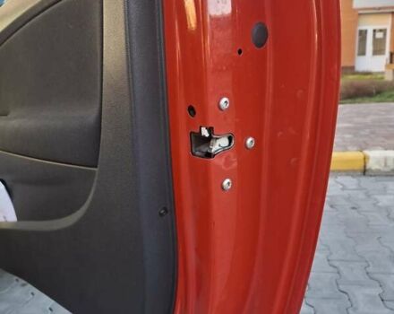 Красный Опель Корса, объемом двигателя 1.23 л и пробегом 125 тыс. км за 4900 $, фото 2 на Automoto.ua