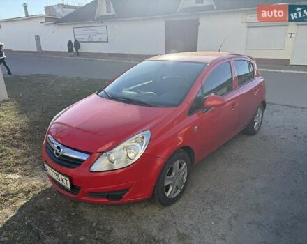 Красный Опель Корса, объемом двигателя 1.23 л и пробегом 153 тыс. км за 5500 $, фото 1 на Automoto.ua