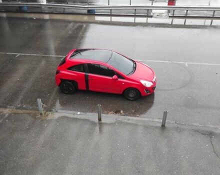 Красный Опель Корса, объемом двигателя 1.2 л и пробегом 195 тыс. км за 5000 $, фото 10 на Automoto.ua