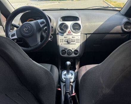 Опель Корса 2012 в Днепре (Днепропетровске) на Automoto.ua Красный Опель Корса, объемом двигателя 1.2 л и пробегом 131 тыс. км за 5300 $, фото 10 на Automoto.ua