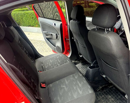 Опель Корса 2012 в Днепре (Днепропетровске) на Automoto.ua Красный Опель Корса, объемом двигателя 1.2 л и пробегом 131 тыс. км за 5300 $, фото 6 на Automoto.ua