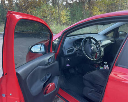 Красный Опель Корса, объемом двигателя 1.4 л и пробегом 112 тыс. км за 8150 $, фото 5 на Automoto.ua