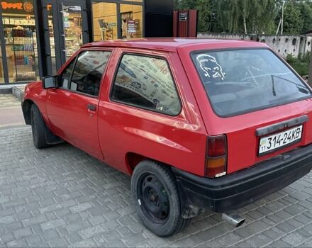 Красный Опель Корса, объемом двигателя 1.5 л и пробегом 3 тыс. км за 650 $, фото 1 на Automoto.ua