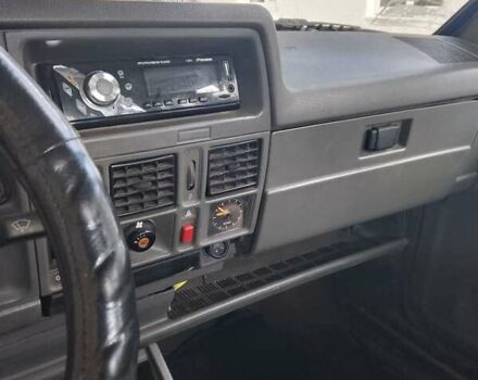 Красный Опель Корса, объемом двигателя 1.2 л и пробегом 200 тыс. км за 500 $, фото 2 на Automoto.ua