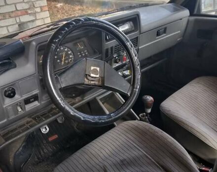 Красный Опель Корса, объемом двигателя 1.2 л и пробегом 200 тыс. км за 500 $, фото 12 на Automoto.ua