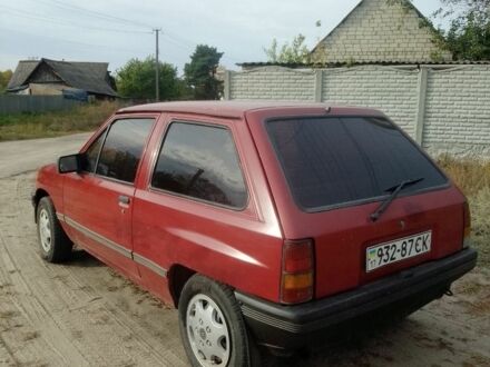 Опель Корса 1985 в Мерефа на Automoto.ua Красный Опель Корса, объемом двигателя 0 л и пробегом 1 тыс. км за 550 $, фото 1 на Automoto.ua