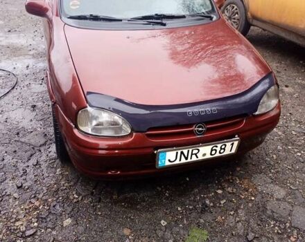 Червоний Опель Корса, об'ємом двигуна 1.4 л та пробігом 140 тис. км за 700 $, фото 1 на Automoto.ua