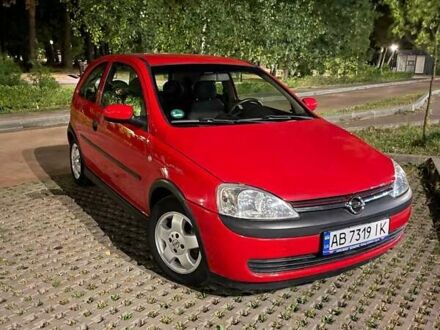 Опель Корса 2002 у Броварах на Automoto.ua Червоний Опель Корса, об'ємом двигуна 1.39 л та пробігом 160 тис. км за 4199 $, фото 1 на Automoto.ua