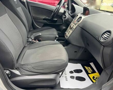 Опель Корса, объемом двигателя 1.2 л и пробегом 112 тыс. км за 5400 $, фото 8 на Automoto.ua