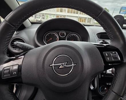 Опель Корса, объемом двигателя 1.25 л и пробегом 212 тыс. км за 5000 $, фото 28 на Automoto.ua