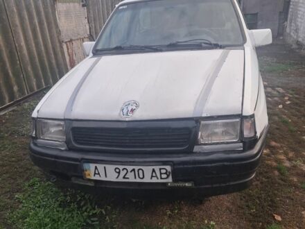 Опель Корса 1996 в Баштанке на Automoto.ua Опель Корса, объемом двигателя 0 л и пробегом 71 тыс. км за 360 $, фото 1 на Automoto.ua