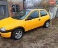 Жовтий Опель Корса, об'ємом двигуна 0.97 л та пробігом 379 тис. км за 2500 $, фото 1 на Automoto.ua