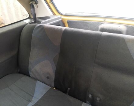 Желтый Опель Корса, объемом двигателя 1 л и пробегом 380 тыс. км за 2500 $, фото 10 на Automoto.ua