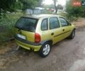 Жовтий Опель Корса, об'ємом двигуна 1 л та пробігом 215 тис. км за 1300 $, фото 1 на Automoto.ua