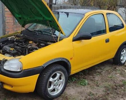 Желтый Опель Корса, объемом двигателя 0.97 л и пробегом 379 тыс. км за 2500 $, фото 13 на Automoto.ua
