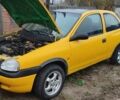 Желтый Опель Корса, объемом двигателя 0.97 л и пробегом 379 тыс. км за 2500 $, фото 13 на Automoto.ua