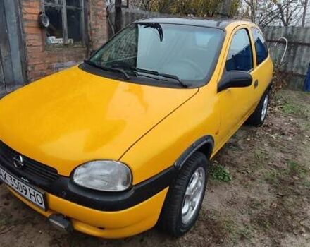 Желтый Опель Корса, объемом двигателя 0.97 л и пробегом 379 тыс. км за 2500 $, фото 16 на Automoto.ua