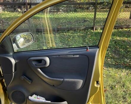 Опель Корса 2002 у Полтаві на Automoto.ua Жовтий Опель Корса, об'ємом двигуна 1.2 л та пробігом 192 тис. км за 3600 $, фото 21 на Automoto.ua