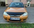 Желтый Опель Корса, объемом двигателя 1.2 л и пробегом 184 тыс. км за 3500 $, фото 4 на Automoto.ua