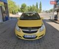 Жовтий Опель Корса, об'ємом двигуна 1.23 л та пробігом 170 тис. км за 6100 $, фото 2 на Automoto.ua