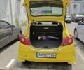 Желтый Опель Корса, объемом двигателя 1.23 л и пробегом 249 тыс. км за 3700 $, фото 5 на Automoto.ua