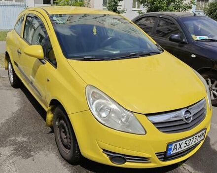 Желтый Опель Корса, объемом двигателя 1.23 л и пробегом 249 тыс. км за 3700 $, фото 6 на Automoto.ua