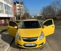 Желтый Опель Корса, объемом двигателя 1.23 л и пробегом 207 тыс. км за 3300 $, фото 6 на Automoto.ua