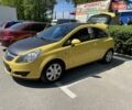 Жовтий Опель Корса, об'ємом двигуна 1.4 л та пробігом 180 тис. км за 4300 $, фото 1 на Automoto.ua