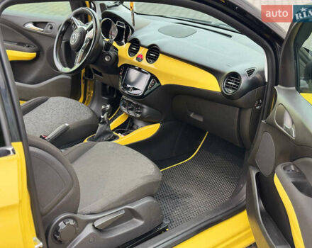 Желтый Опель Корса, объемом двигателя 1.4 л и пробегом 128 тыс. км за 6500 $, фото 14 на Automoto.ua