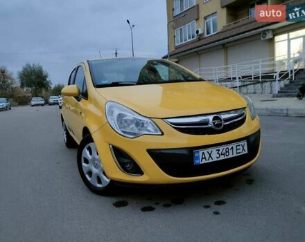 Желтый Опель Корса, объемом двигателя 1.23 л и пробегом 176 тыс. км за 5500 $, фото 20 на Automoto.ua