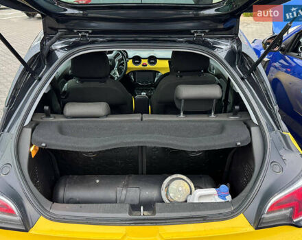 Желтый Опель Корса, объемом двигателя 1.4 л и пробегом 128 тыс. км за 6500 $, фото 16 на Automoto.ua