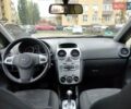 Желтый Опель Корса, объемом двигателя 1.23 л и пробегом 176 тыс. км за 5500 $, фото 7 на Automoto.ua