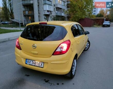 Желтый Опель Корса, объемом двигателя 1.23 л и пробегом 176 тыс. км за 5500 $, фото 16 на Automoto.ua