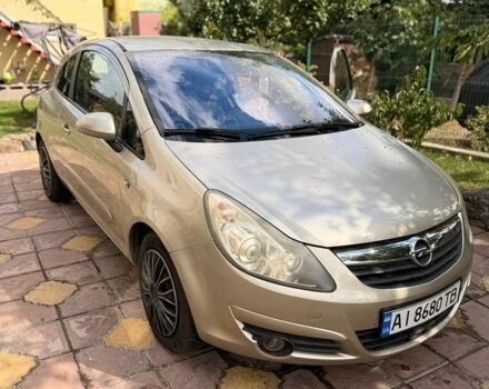 Желтый Опель Корса, объемом двигателя 1.4 л и пробегом 144 тыс. км за 4400 $, фото 1 на Automoto.ua