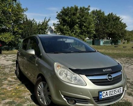 Желтый Опель Корса, объемом двигателя 1.6 л и пробегом 209 тыс. км за 6000 $, фото 1 на Automoto.ua